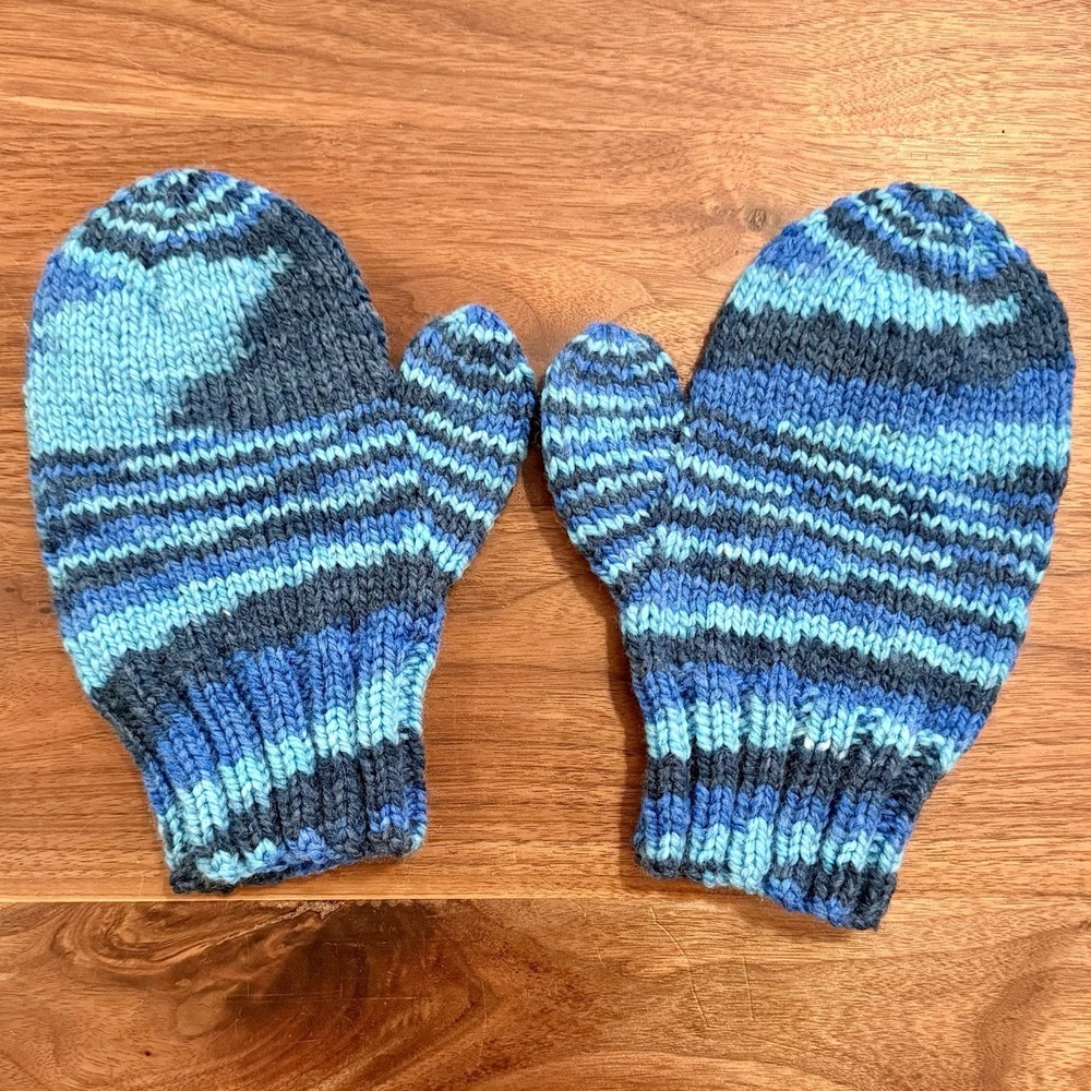 NEW! Retro Homemade Winter Knit Mittens Adult Men Women‎ X Large Blue Ombré